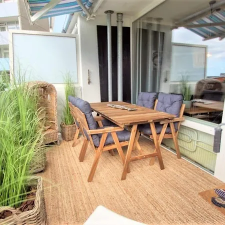 - Haus O, App 0o0306 Apartment *